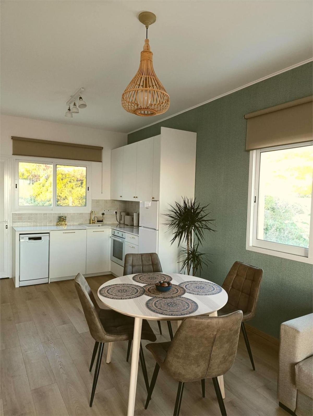 Oasis Penthouse Πέγεια